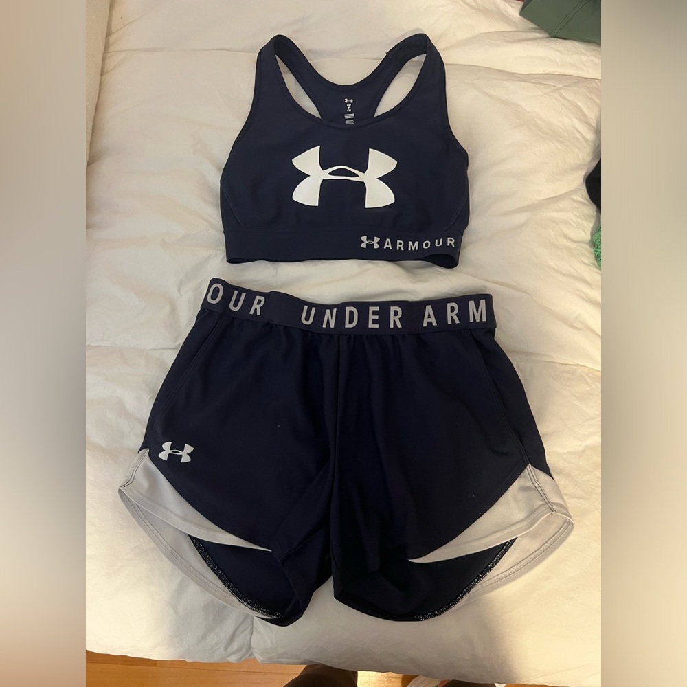Under Armour workout set